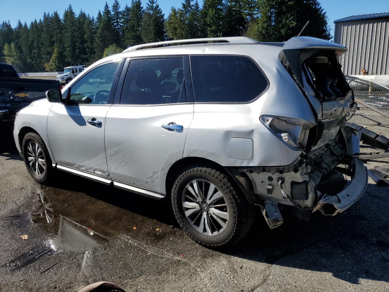 Obraz 2 z 2017 NISSAN PATHFINDER S 2017 z VIN 5N1DR2MM5HC650271