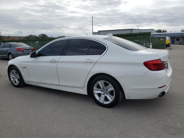 Obraz 2 z 2013 BMW 5 SERIES 528 XI 2013 z VIN WBAXH5C50DD110537