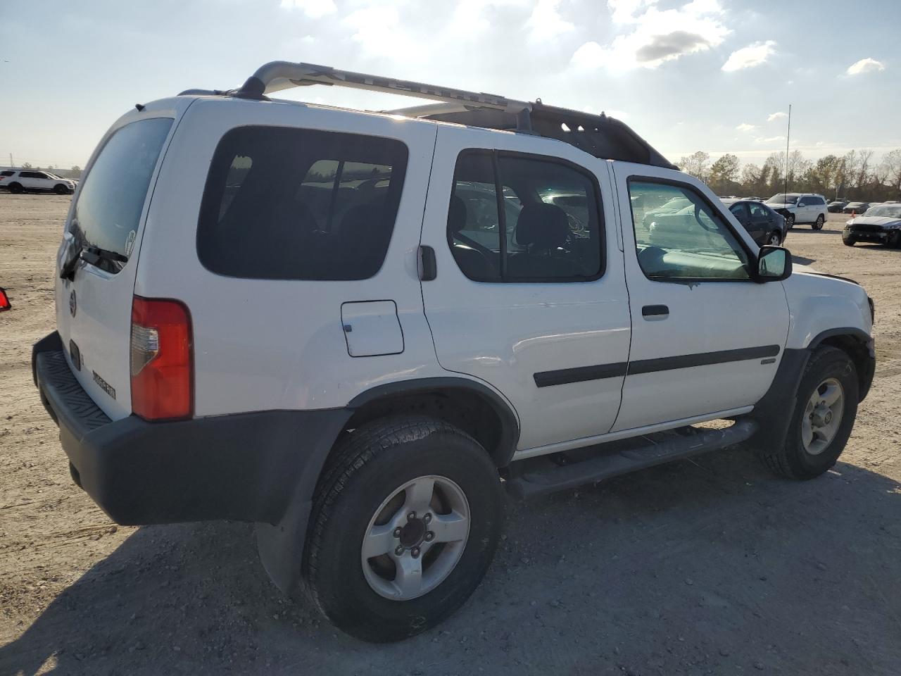 Image 3 of 2004 NISSAN XTERRA XE 2004 with VIN 5N1ED28T14C602104