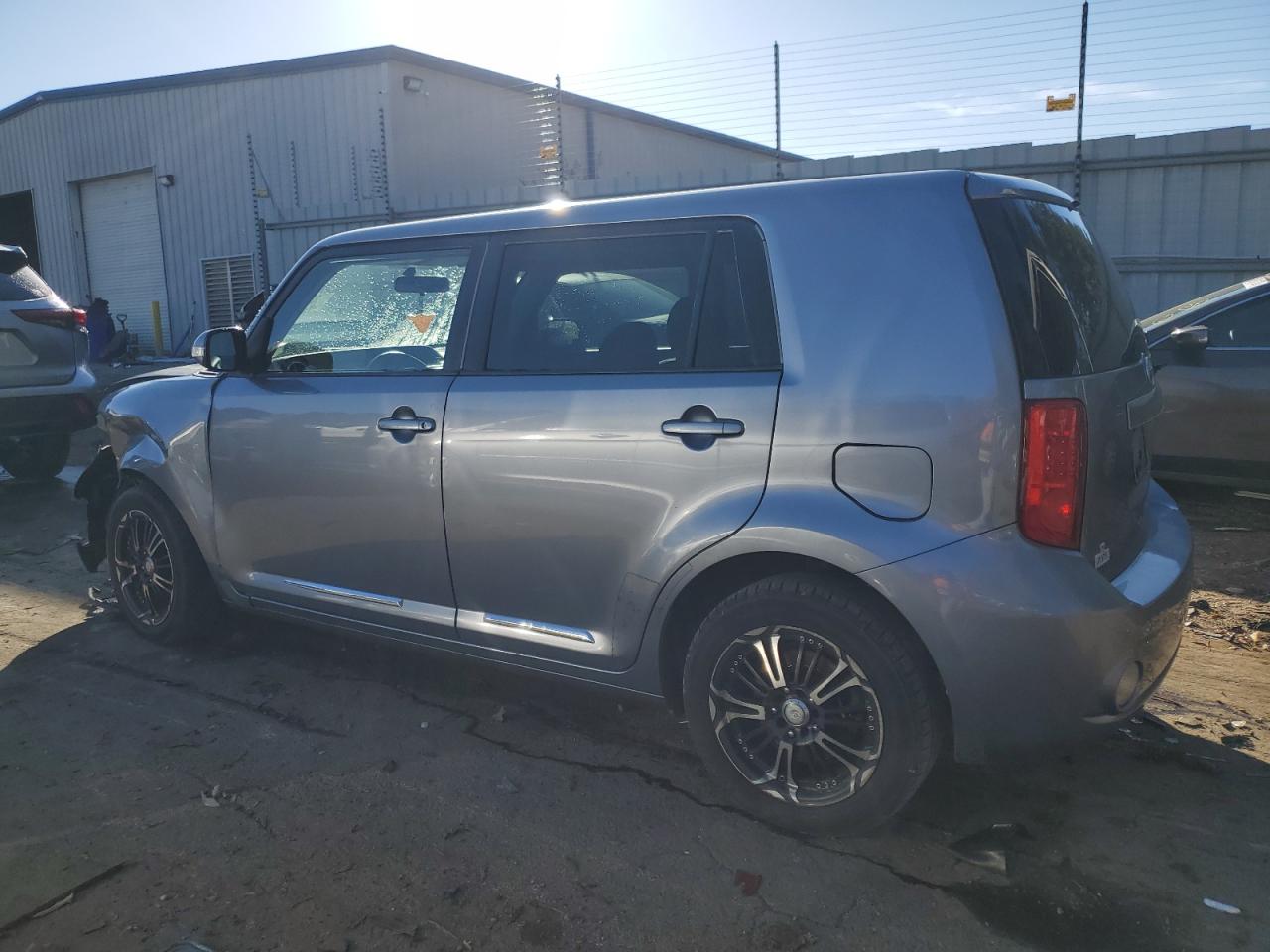 Image 2 of 2009 TOYOTA SCION XB 2009 with VIN JTLKE50E591072004