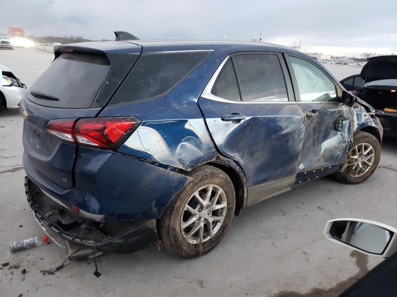 Изображение 3 2023 CHEVROLET EQUINOX LT 2023 с VIN 3GNAXKEG8PL194668