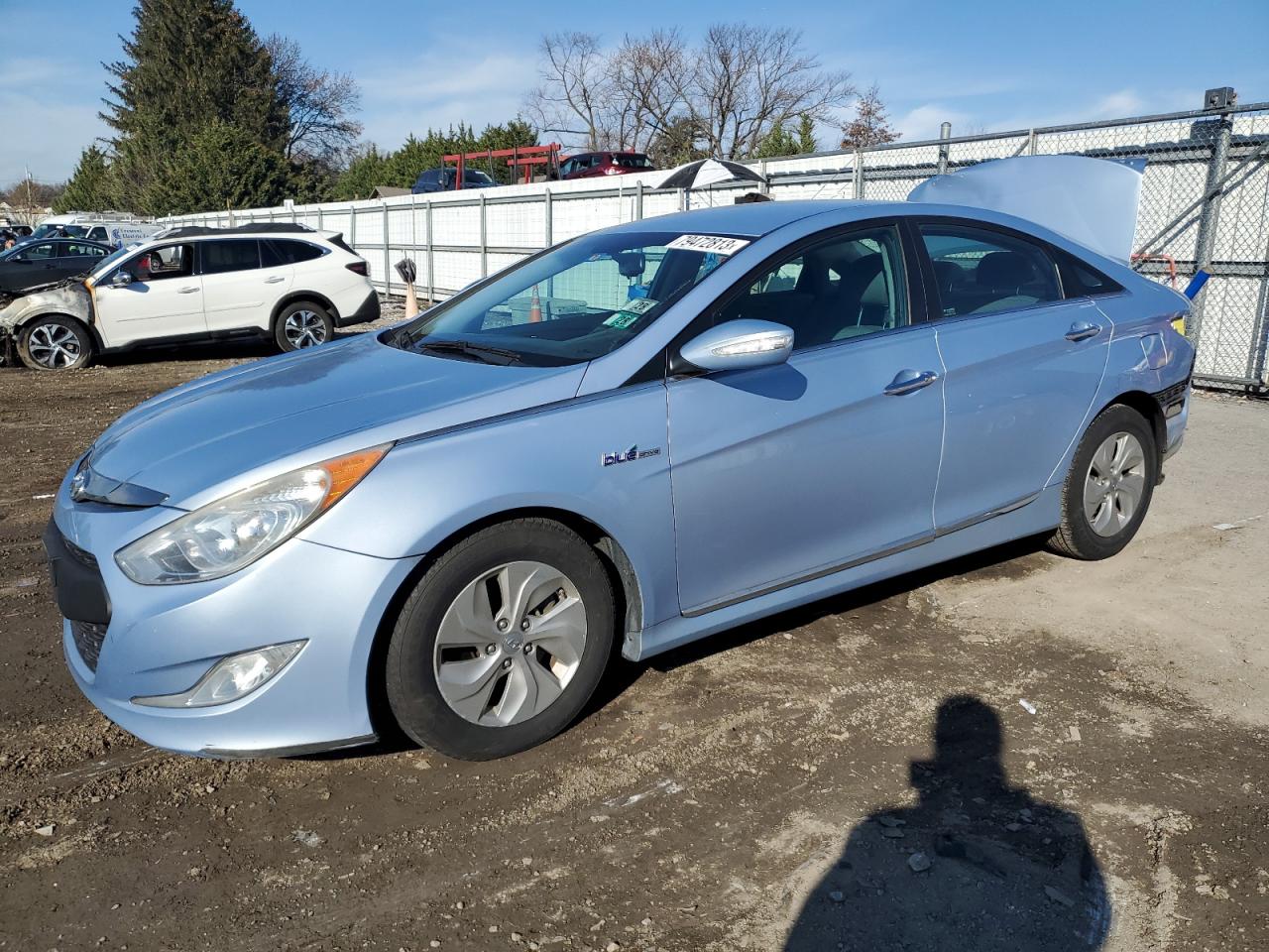 Obraz 1 z 2013 HYUNDAI SONATA HYBRID 2013 z VIN KMHEC4A4XDA067044