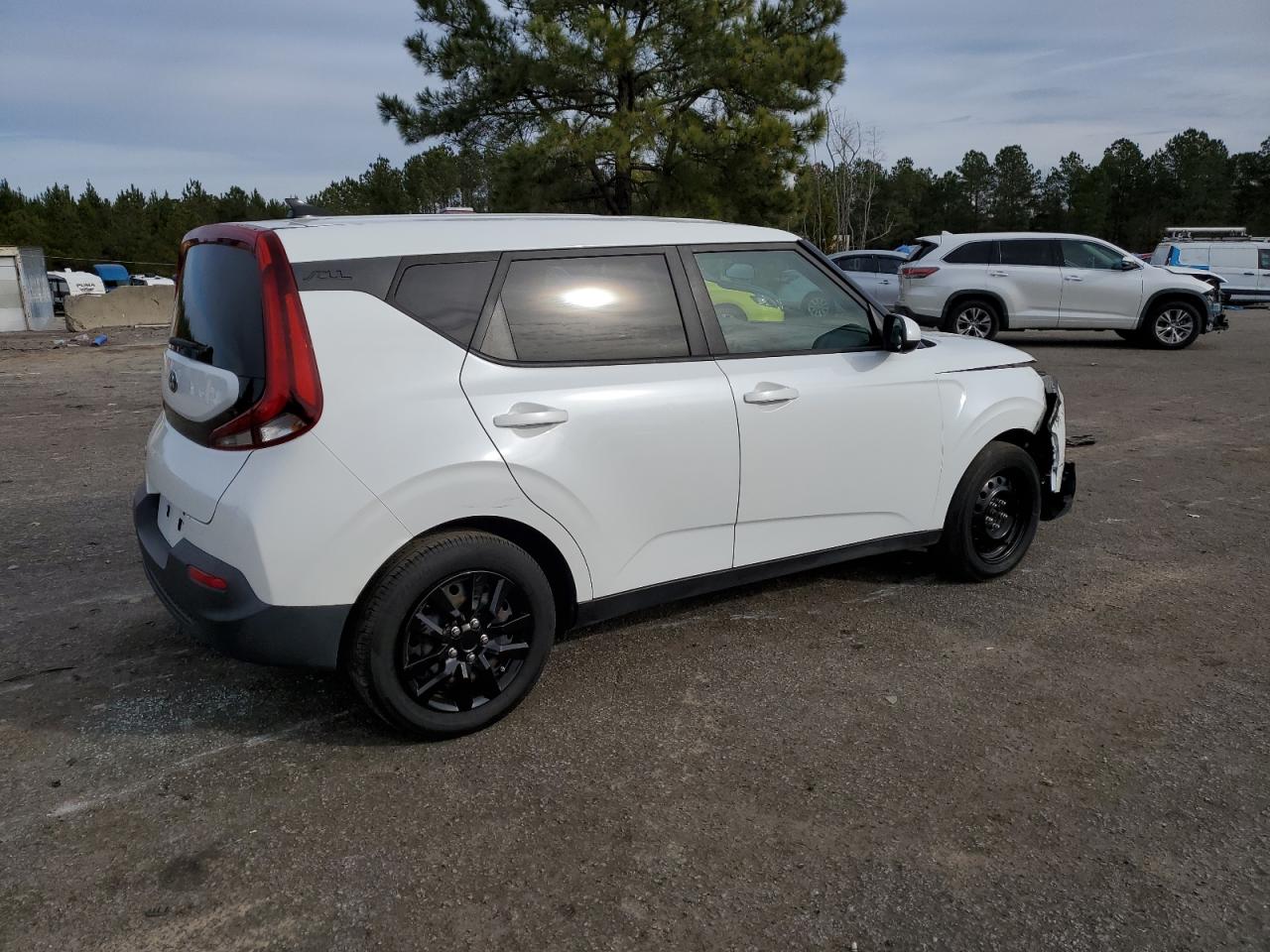 Obraz 3 z 2020 KIA SOUL LX 2020 z VIN KNDJ23AU0L7032430