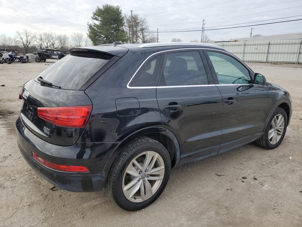 Image 3 of 2016 AUDI Q3 PREMIUM PLUS 2016 with VIN WA1EFCFS5GR007539