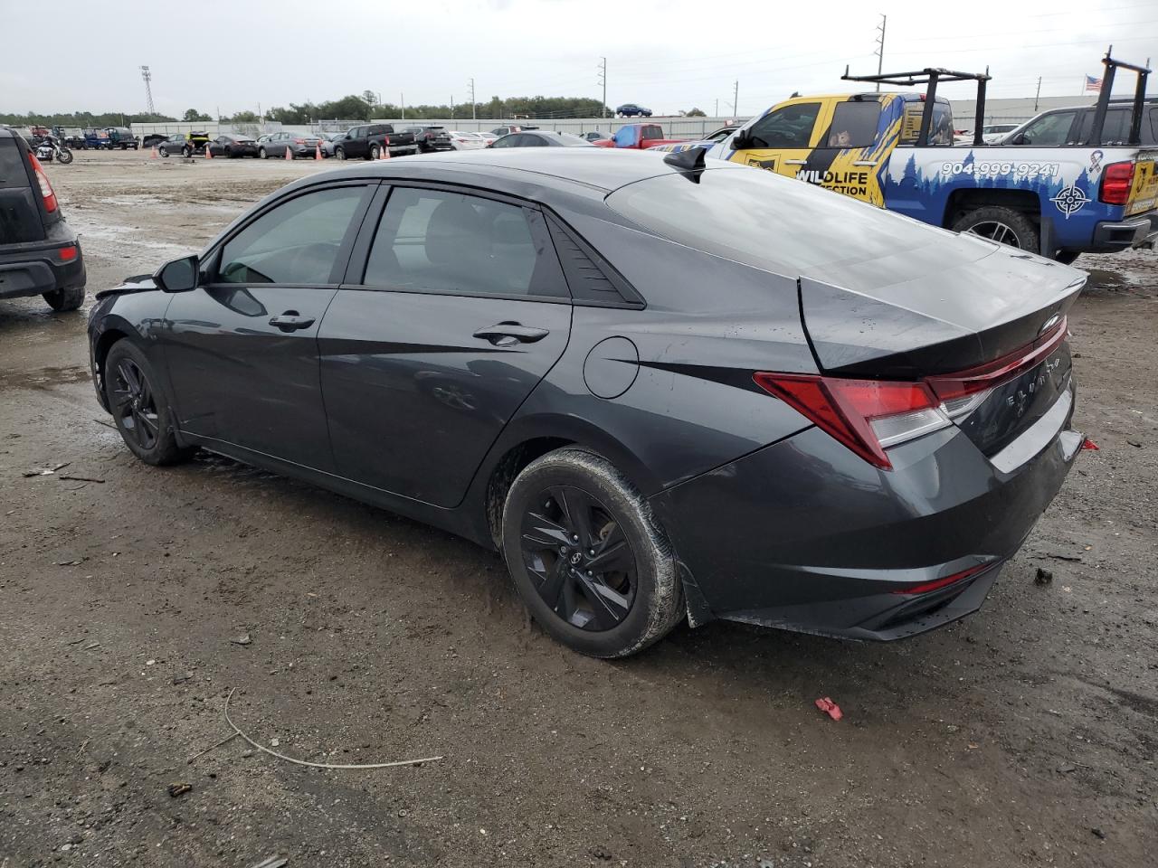 Obraz 2 z 2023 HYUNDAI ELANTRA SEL 2023 z VIN 5NPLM4AG4PH088133