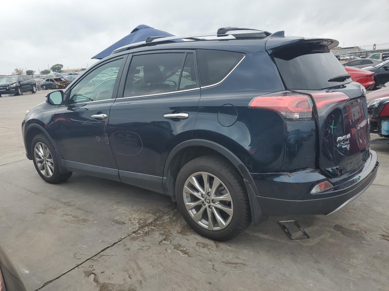 Image 2 of 2017 TOYOTA RAV4 LIMITED 2017 with VIN 2T3DFREV4HW578201