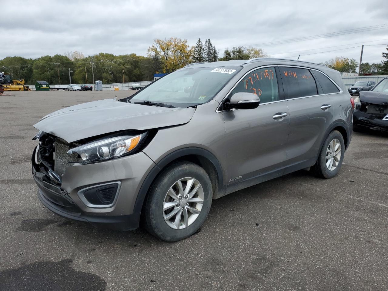 Image 1 of 2016 KIA SORENTO LX 2016 with VIN 5XYPGDA58GG139891