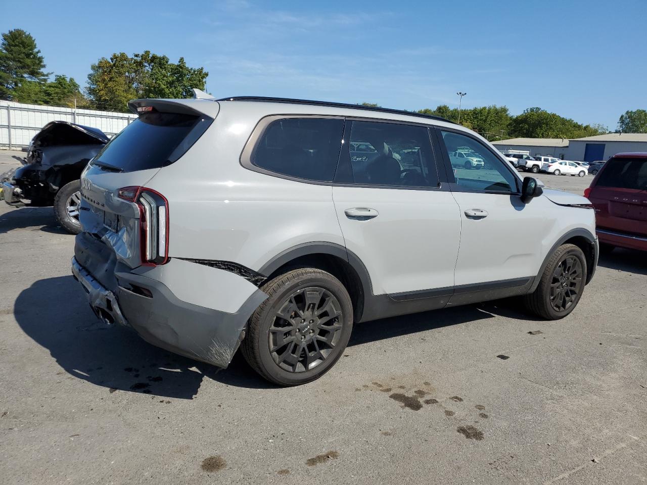Изображение 3 2022 KIA TELLURIDE EX 2022 с VIN 5XYP3DHC3NG322435