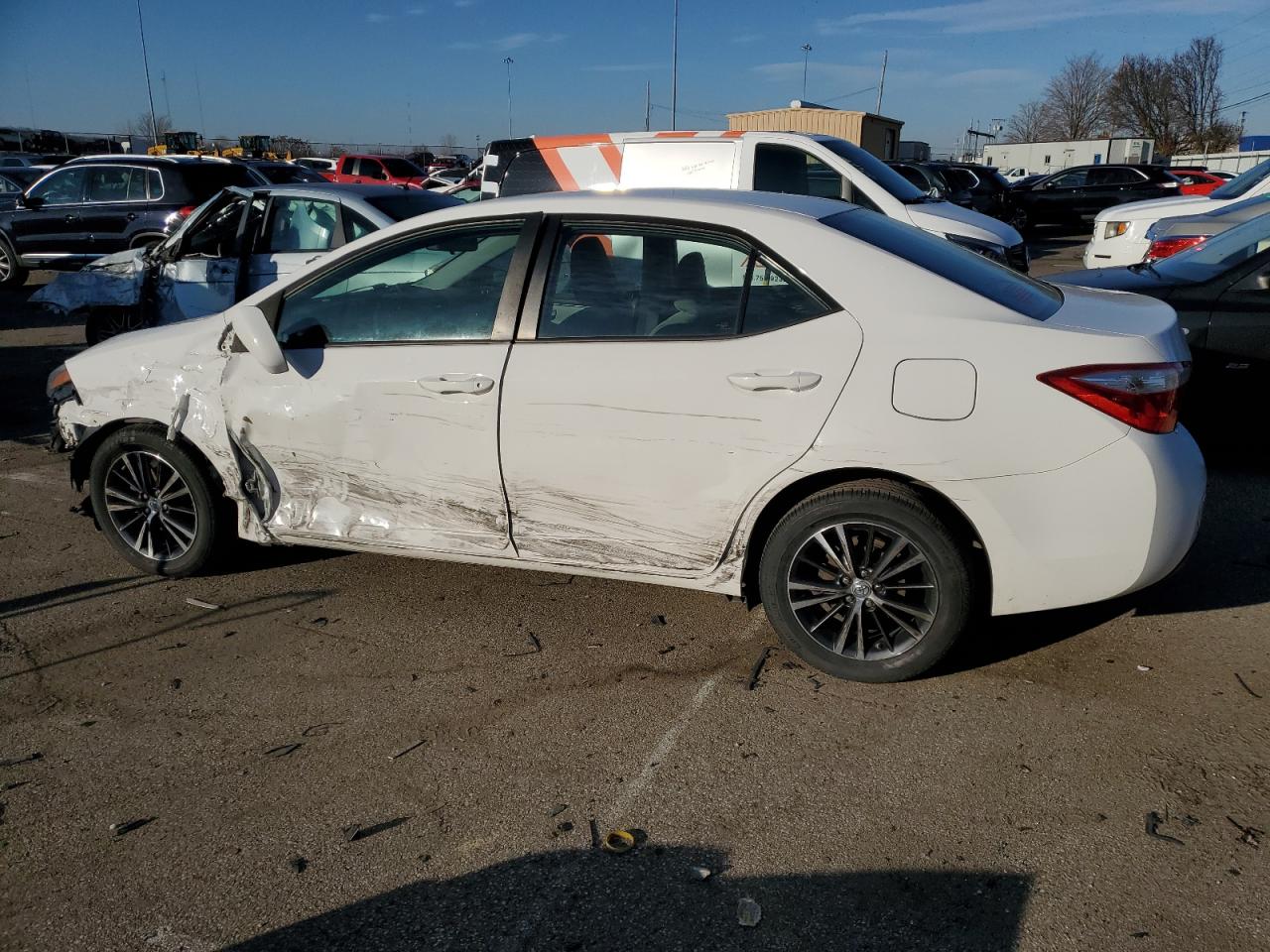 Obraz 2 z 2016 TOYOTA COROLLA L 2016 z VIN 2T1BURHE4GC520042