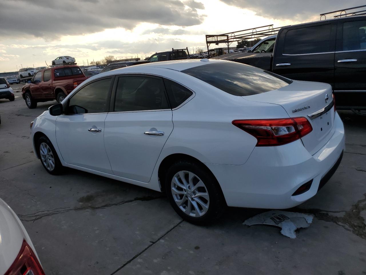 Изображение 2 2019 NISSAN SENTRA S 2019 с VIN 3N1AB7AP4KL604226