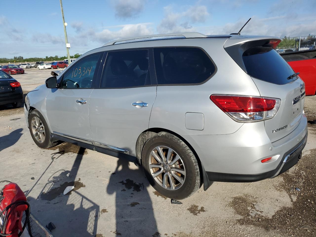 Image 2 of 2015 NISSAN PATHFINDER S 2015 with VIN 5N1AR2MM5FC687434
