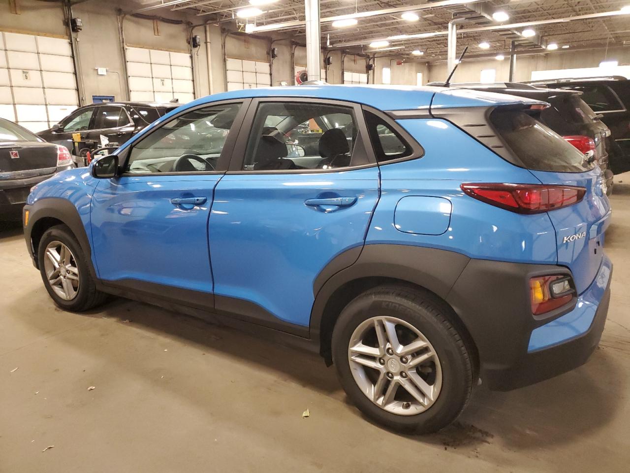 Изображение 2 2020 HYUNDAI KONA SE 2020 с VIN KM8K12AA0LU580528