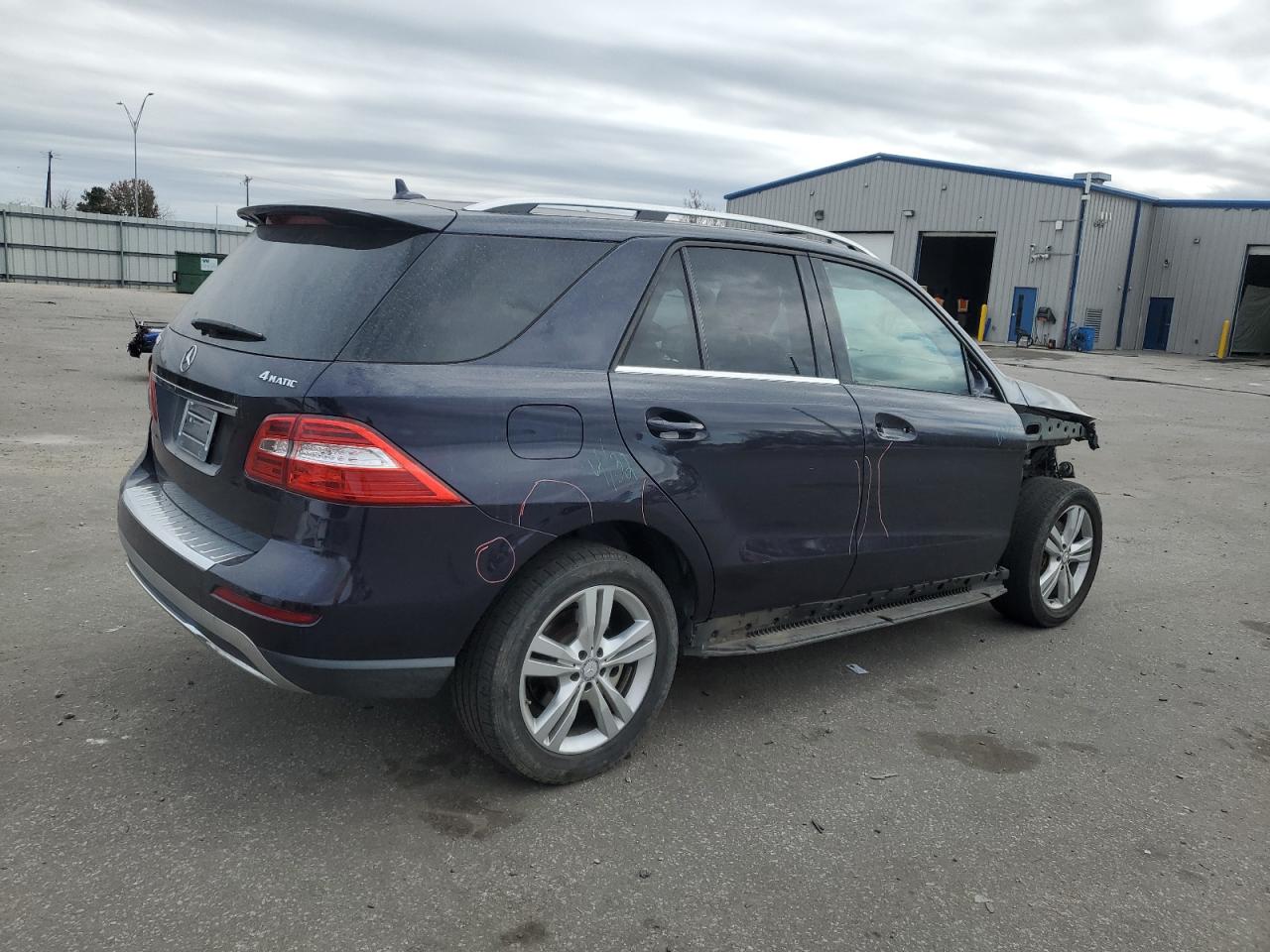 Изображение 3 2012 MERCEDES-BENZ ML 350 4MATIC 2012 с VIN 4JGDA5HB8CA033808