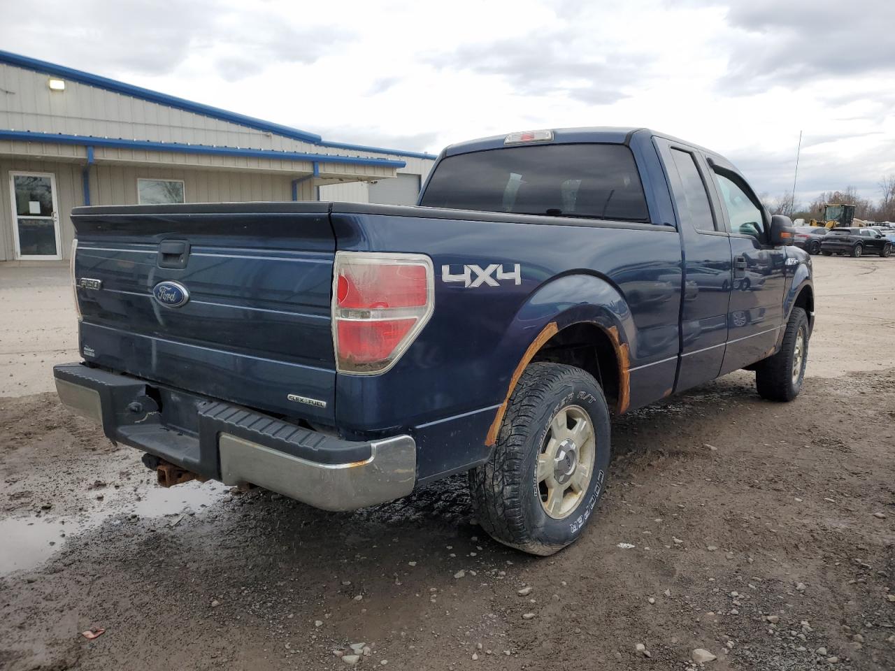 Image 3 of 2013 FORD F150 SUPER CAB 2013 with VIN 1FTFX1EF8DFA84175