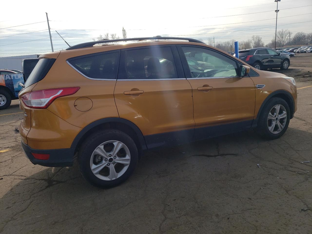 Image 3 of 2016 FORD ESCAPE SE 2016 with VIN 1FMCU9GX5GUC68839