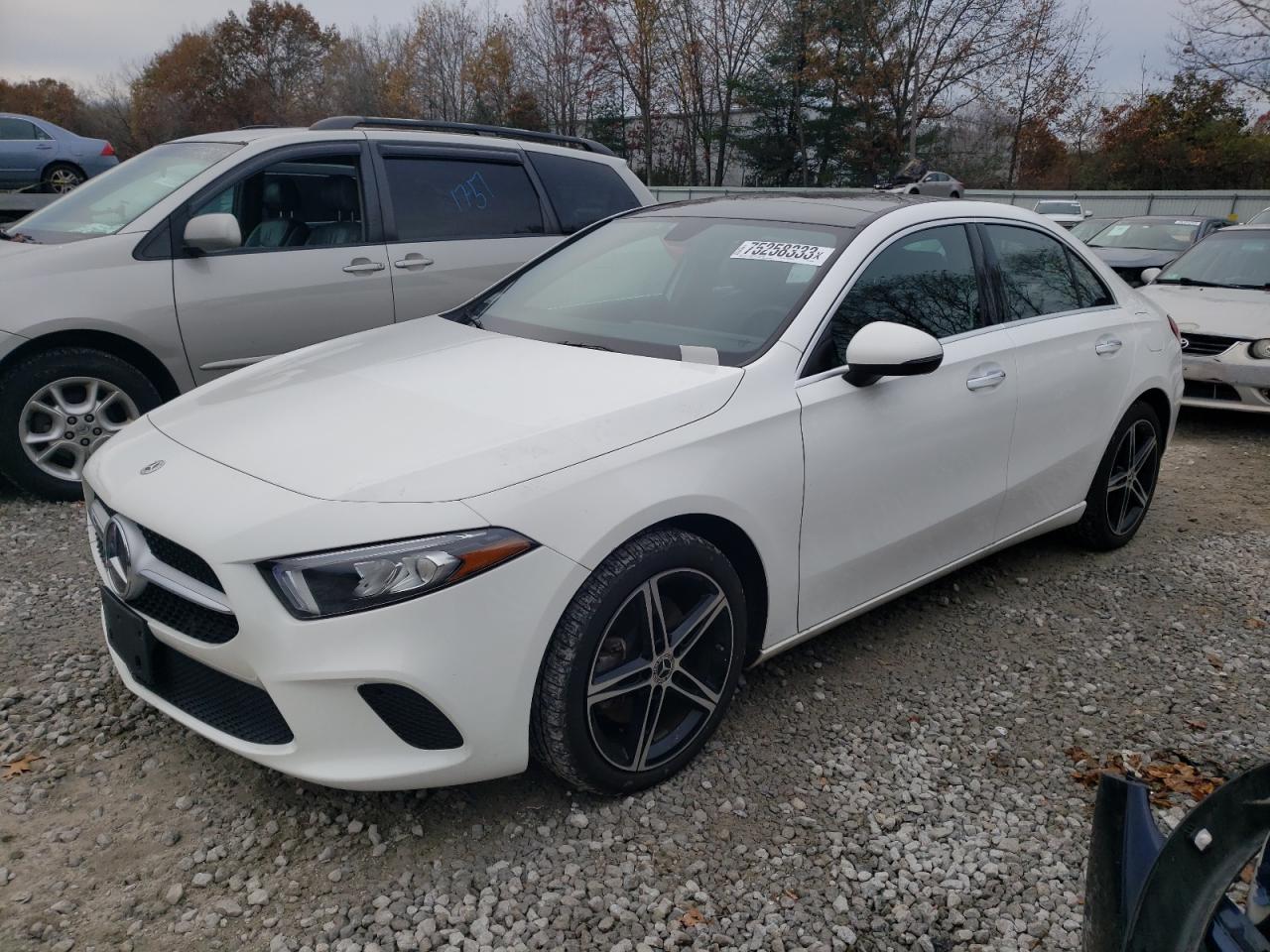 Image 1 of 2022 MERCEDES-BENZ A 220 4MATIC 2022 with VIN W1K3G4FB5NJ335190