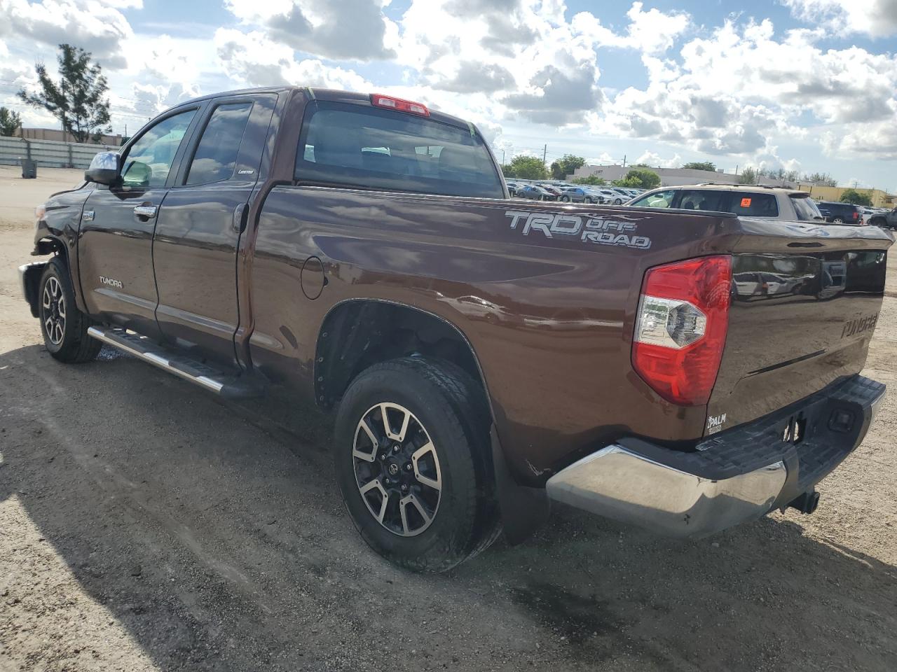 Изображение 2 2014 TOYOTA TUNDRA DOUBLE CAB LIMITED 2014 с VIN 5TFSY5F12EX166789