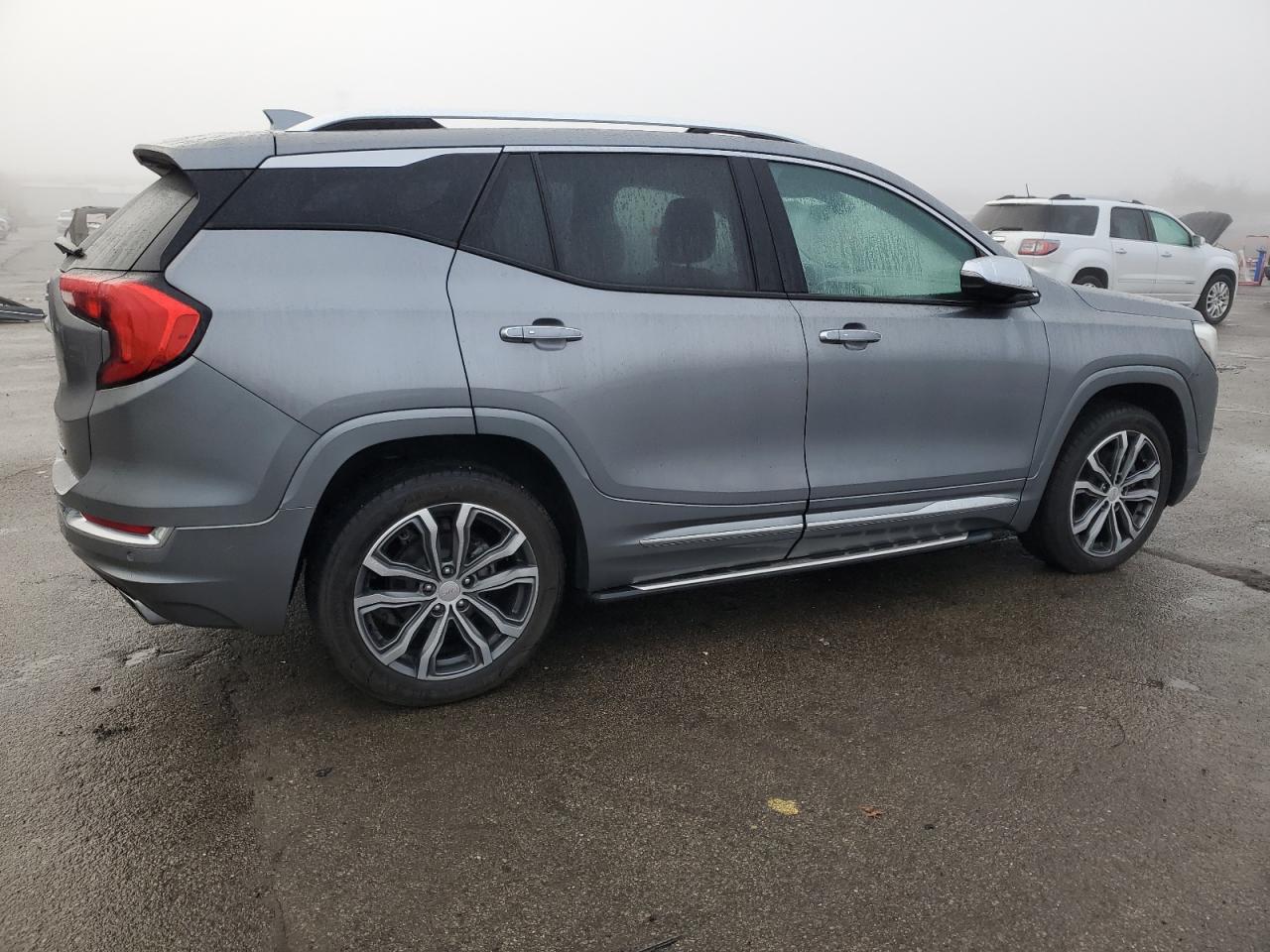Изображение 3 2018 GMC TERRAIN DENALI 2018 с VIN 3GKALXEX5JL261093