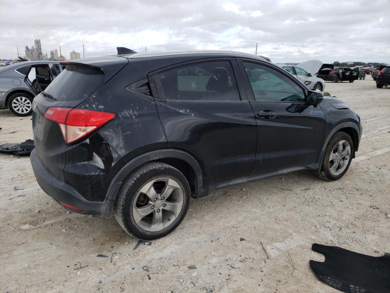 Image 3 of 2016 HONDA HR-V EXL 2016 with VIN 3CZRU5H70GM750106