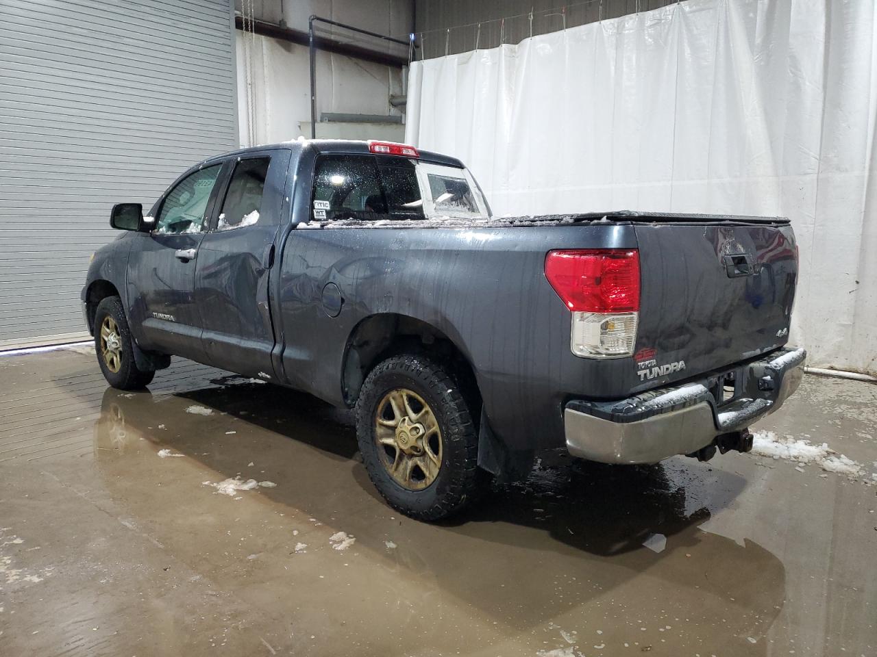 Obraz 2 z 2010 TOYOTA TUNDRA DOUBLE CAB SR5 2010 z VIN 5TFUM5F15AX015363