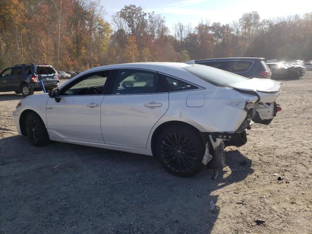 Image 2 of 2019 TOYOTA AVALON XLE 2019 with VIN 4T1B21FB9KU004170