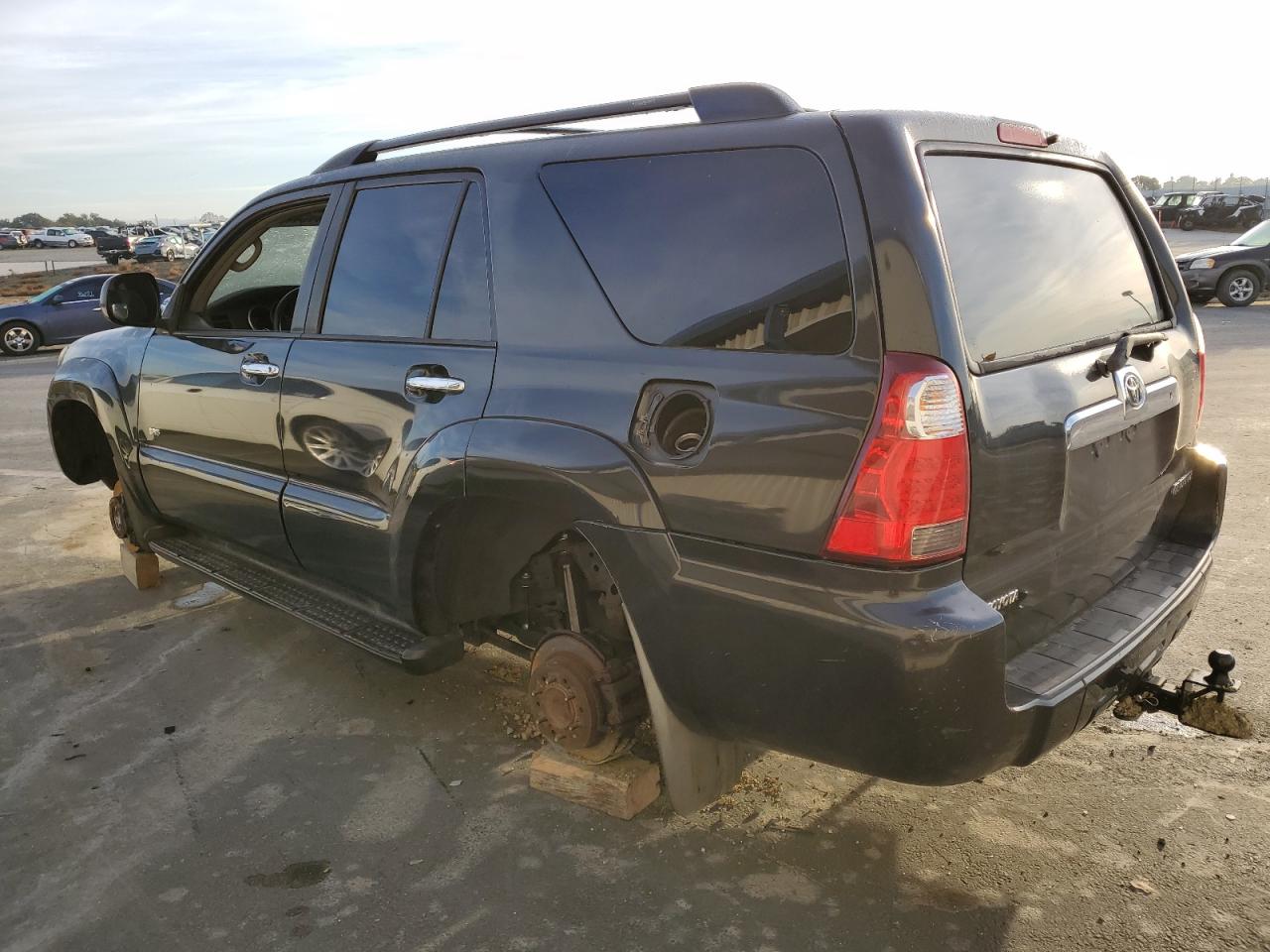 Image 2 of 2007 TOYOTA 4RUNNER SR5 2007 with VIN JTEZU14R978083669