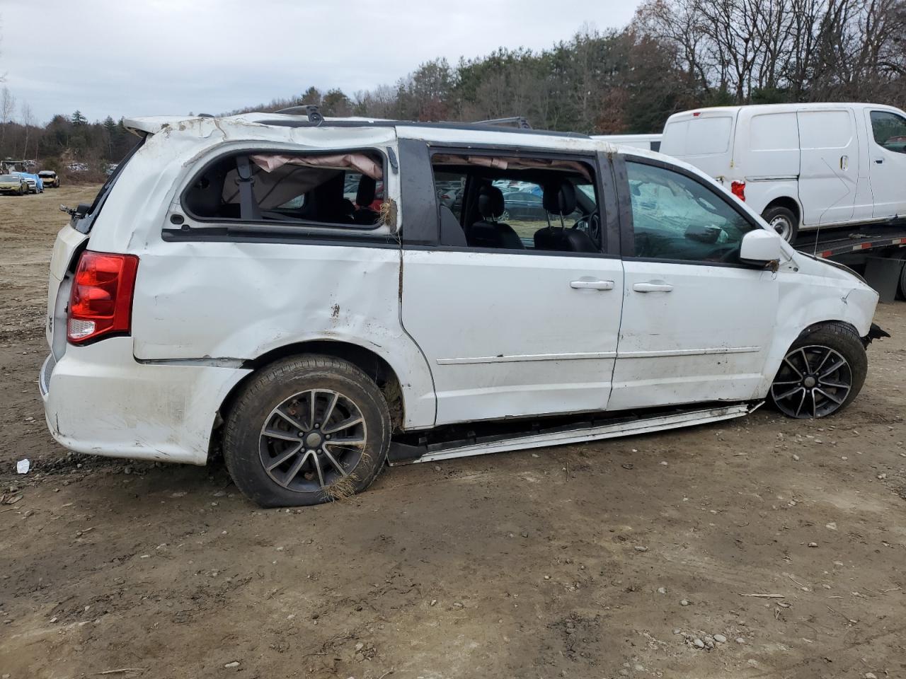 Изображение 3 2016 DODGE GRAND CARAVAN R/T 2016 с VIN 2C4RDGEG0GR329842