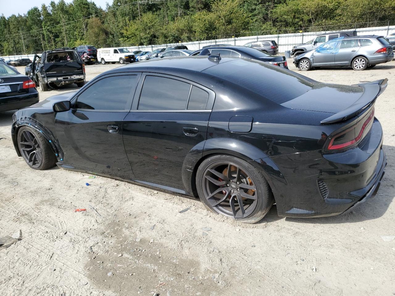 Image 2 of 2021 DODGE CHARGER SCAT PACK 2021 with VIN 2C3CDXGJ6MH556408
