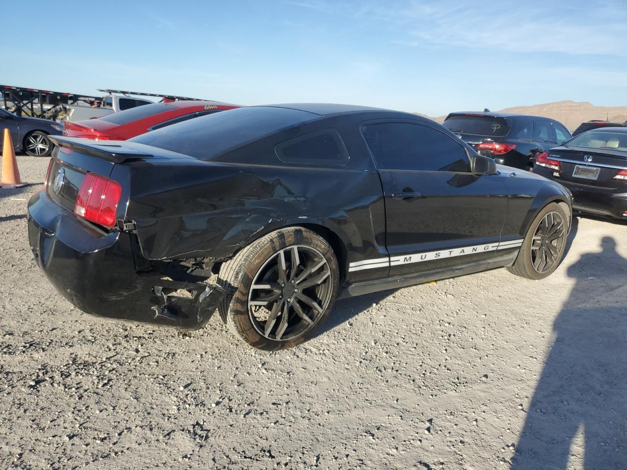 Obraz 3 z 2007 FORD MUSTANG  2007 z VIN 1ZVHT80N075224626