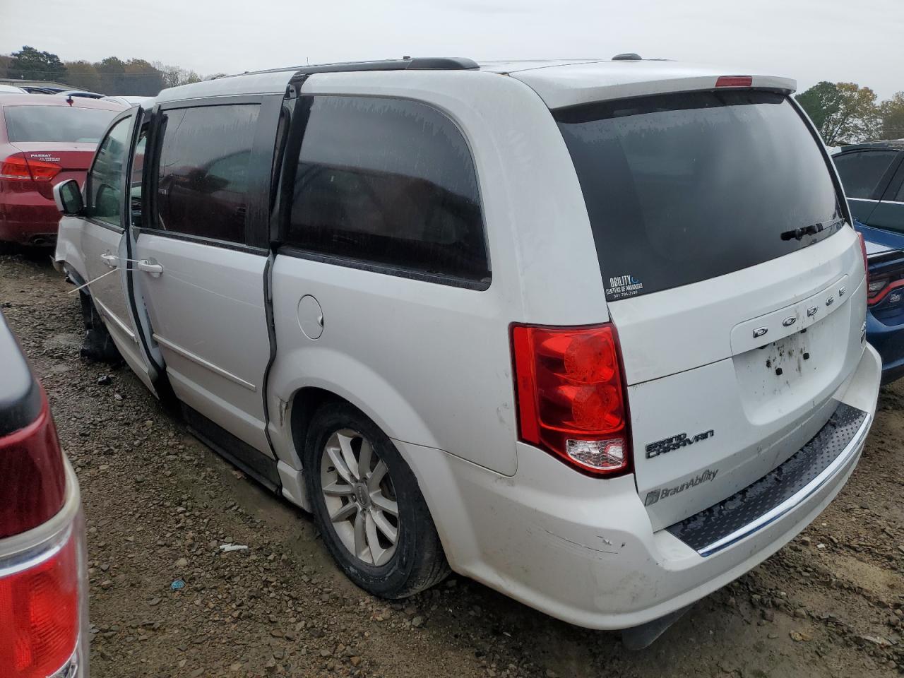 Obraz 2 z 2016 DODGE GRAND CARAVAN SXT 2016 z VIN 2C4RDGCG8GR368732