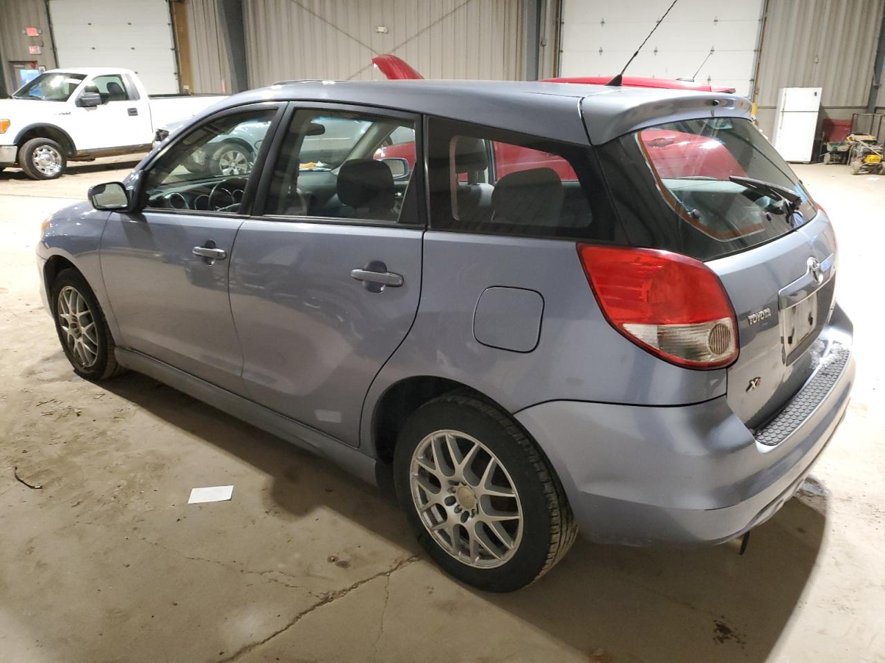 Obraz 2 z 2004 TOYOTA COROLLA MATRIX XR 2004 z VIN 2T1KR32EX4C229841