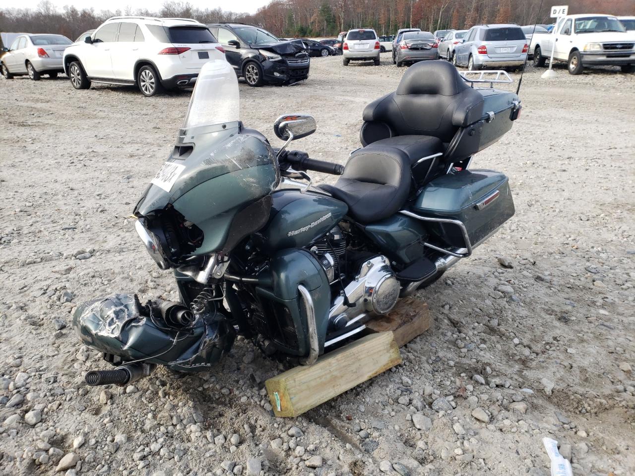 Image 2 of 2020 HARLEY-DAVIDSON FLHTK  2020 with VIN 1HD1KEF17LB644260