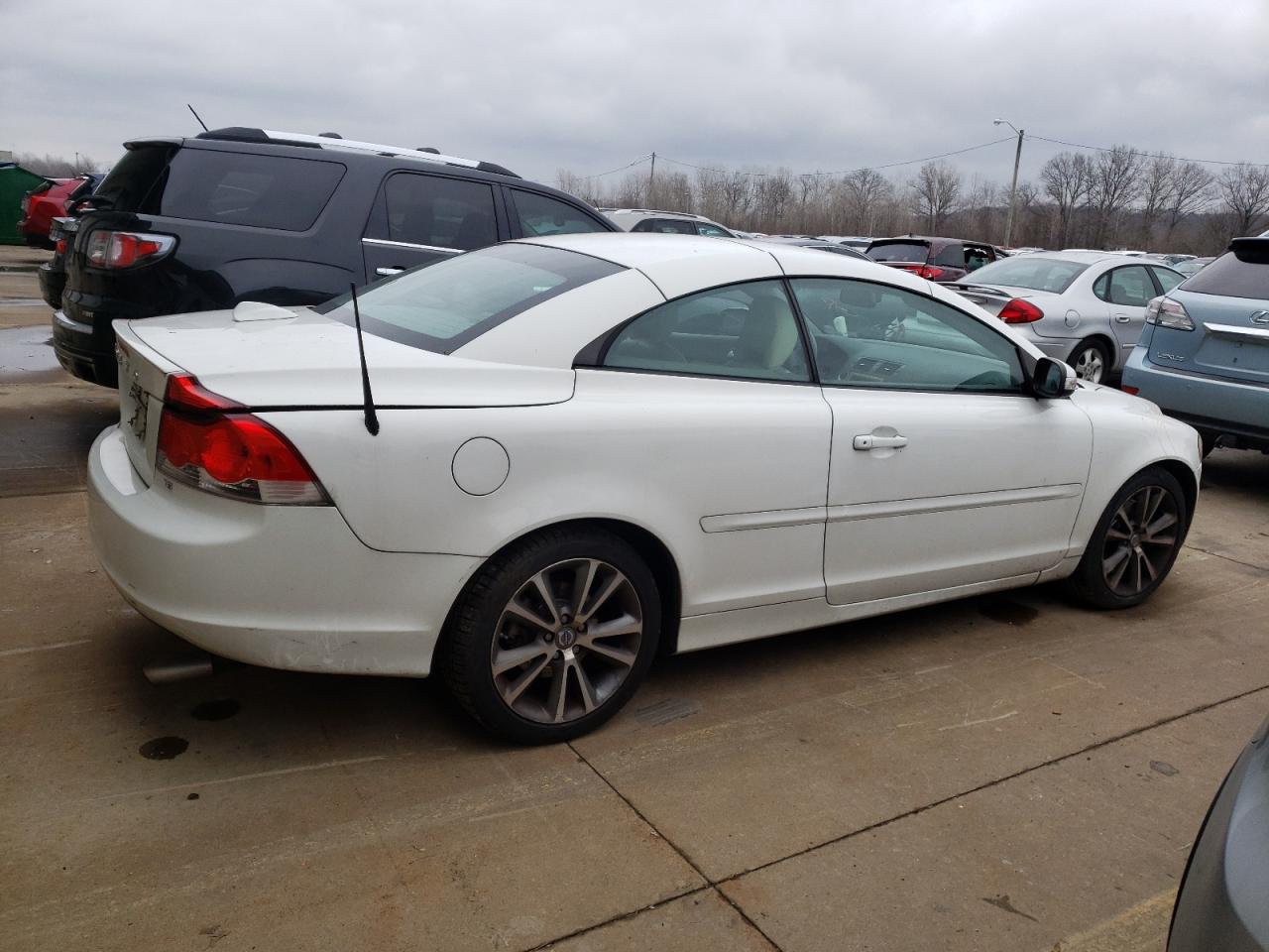 Obraz 3 z 2009 VOLVO C70 T5 2009 z VIN YV1MC67279J077808