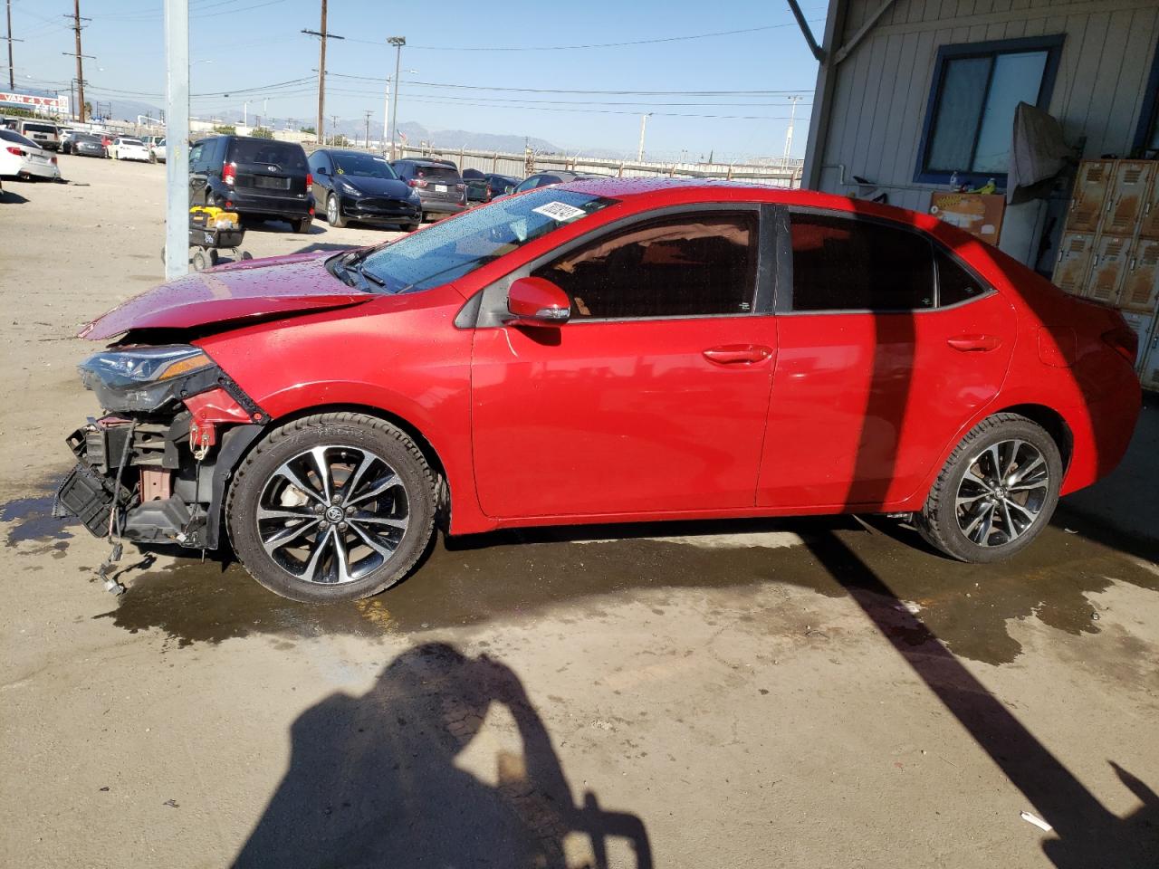Изображение 1 2018 TOYOTA COROLLA L 2018 с VIN 5YFBURHE6JP745828
