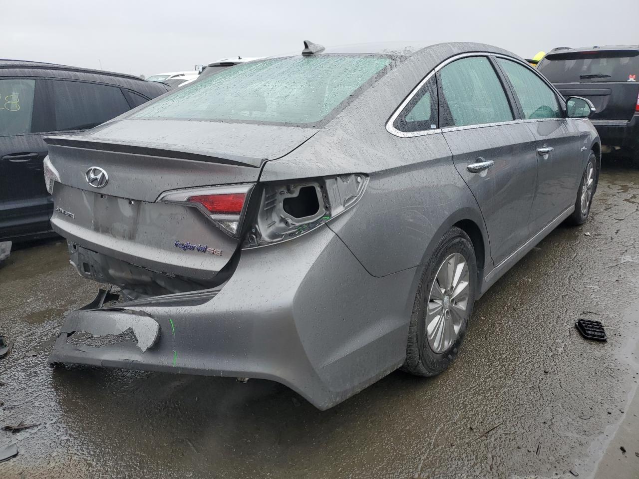 Image 3 of 2017 HYUNDAI SONATA HYBRID 2017 with VIN KMHE24L31HA064871