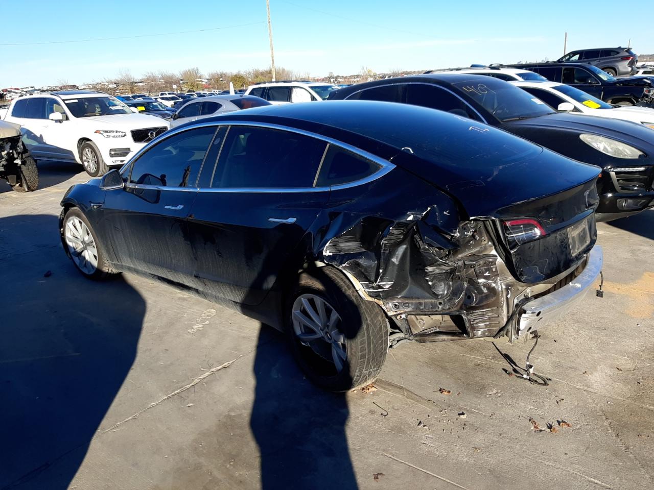 Obraz 2 z 2020 TESLA MODEL 3  2020 z VIN 5YJ3E1EB9LF666214