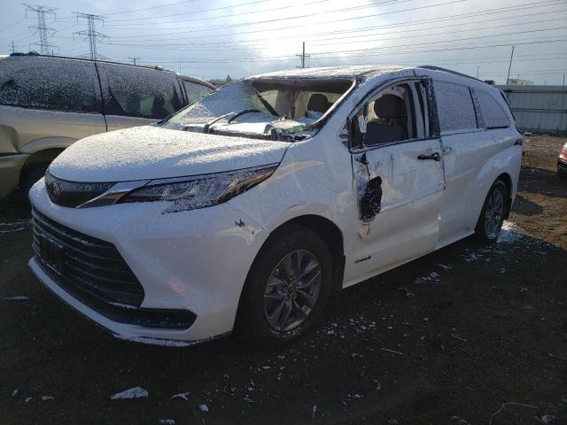 Image 1 of 2021 TOYOTA SIENNA LE 2021 with VIN 5TDKSKFC8MS024047