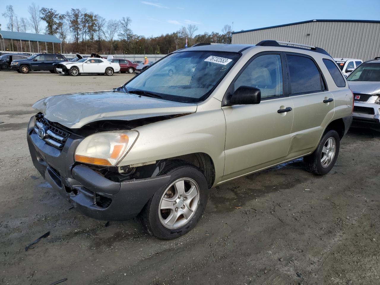 Image 1 of 2007 KIA SPORTAGE LX 2007 with VIN KNDJF724677442956