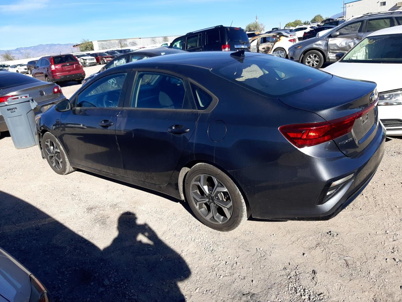 Image 2 of 2021 KIA FORTE FE 2021 with VIN 3KPF24AD9ME362287