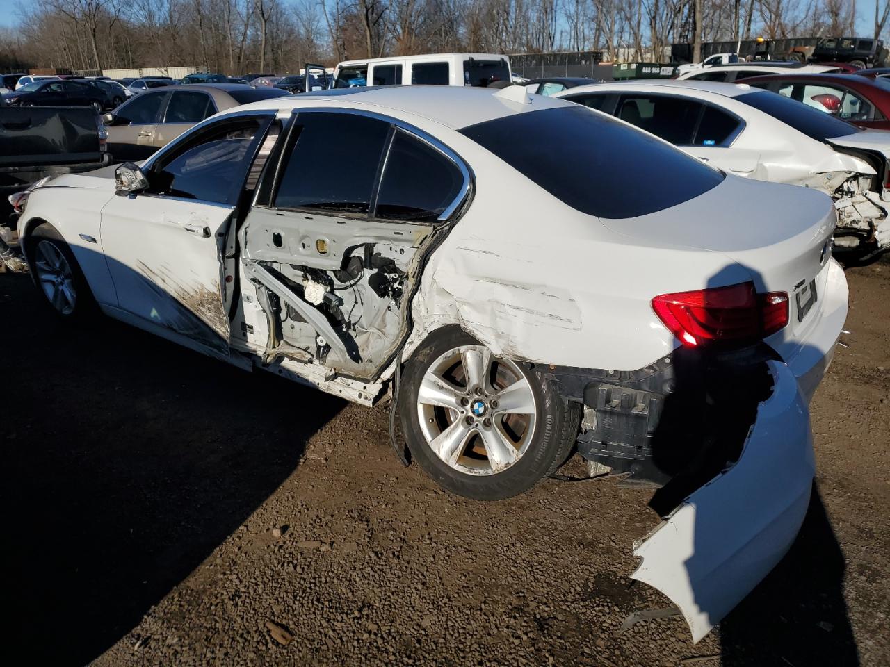 Image 2 of 2013 BMW 528 XI 2013 with VIN WBAXH5C50DD106990