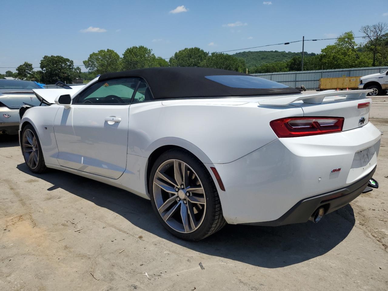 Image 2 of 2018 CHEVROLET CAMARO SS 2018 with VIN 1G1FH3D79J0100653