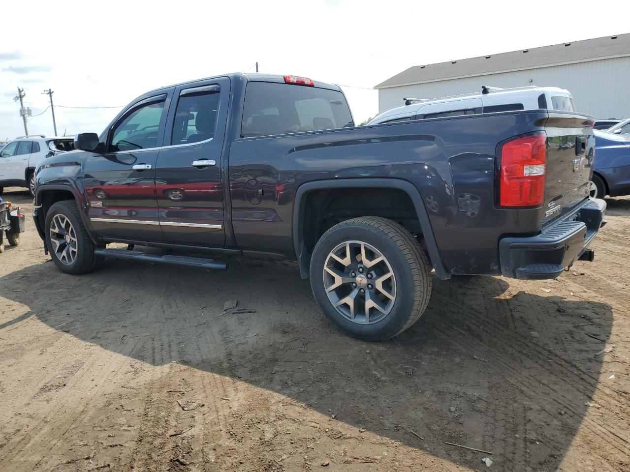 Image 2 of 2015 GMC SIERRA K1500 SLE 2015 with VIN 1GTV2UEC2FZ307829