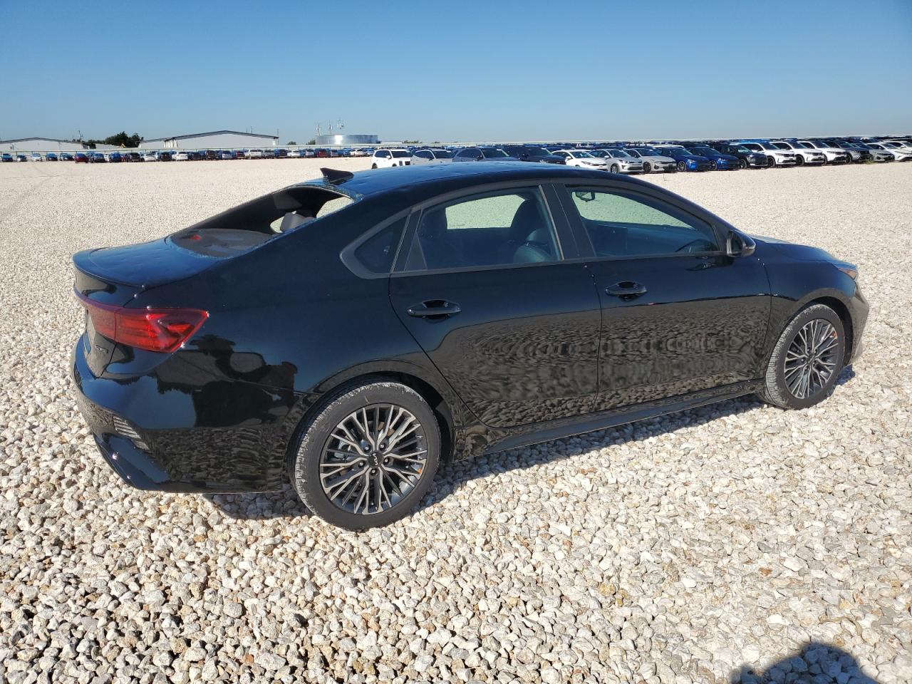 Изображение 3 2023 KIA FORTE GT LINE 2023 с VIN 3KPF54AD4PE688672