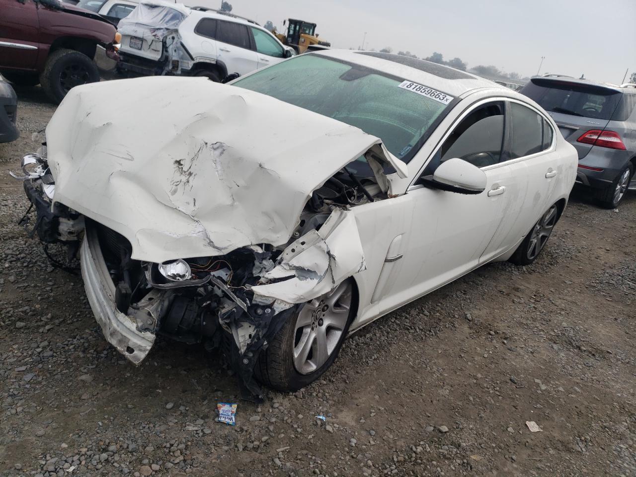 Изображение 1 2010 JAGUAR XF LUXURY 2010 с VIN SAJWA0FA9AHR52541