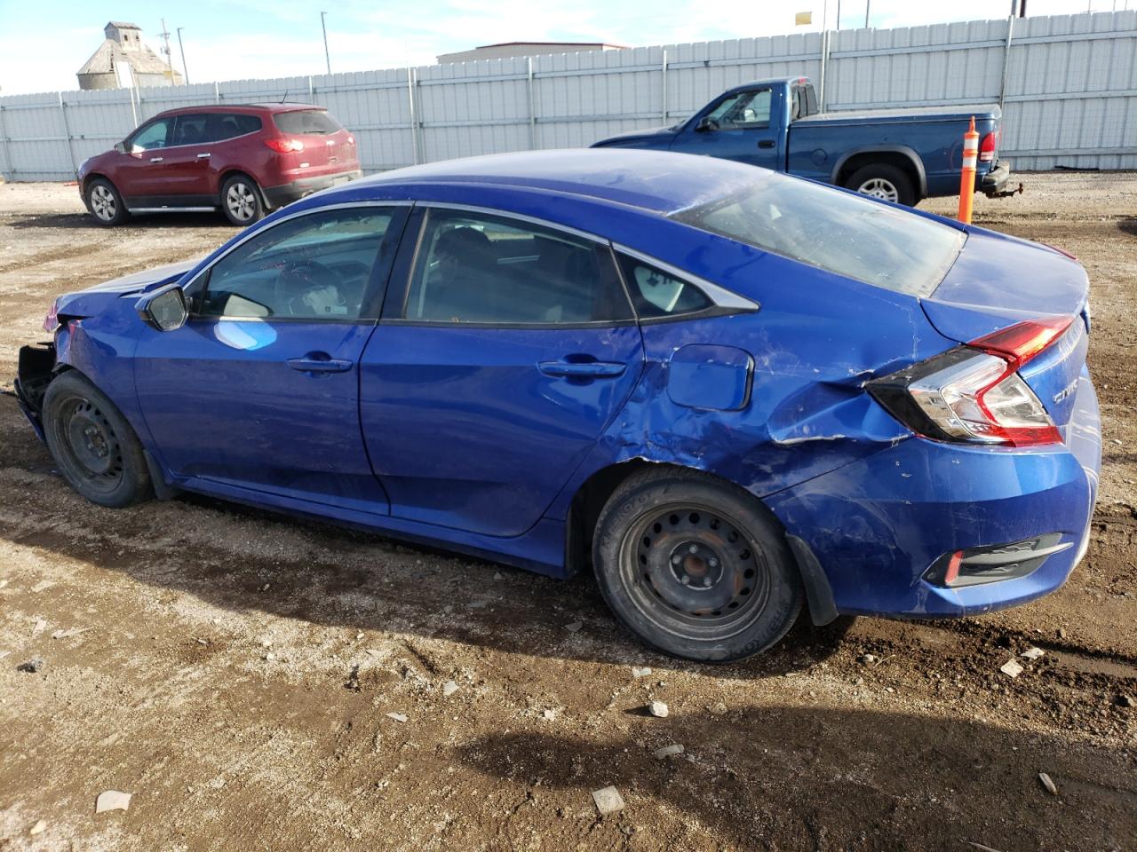 Изображение 2 2019 HONDA CIVIC LX 2019 с VIN 19XFC2F63KE040401