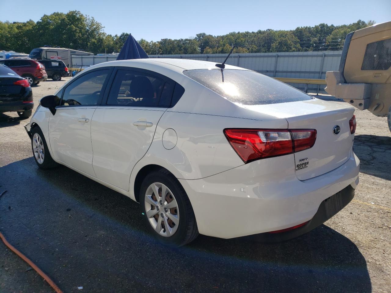 Изображение 2 2016 KIA RIO LX 2016 с VIN KNADM4A38G6620993
