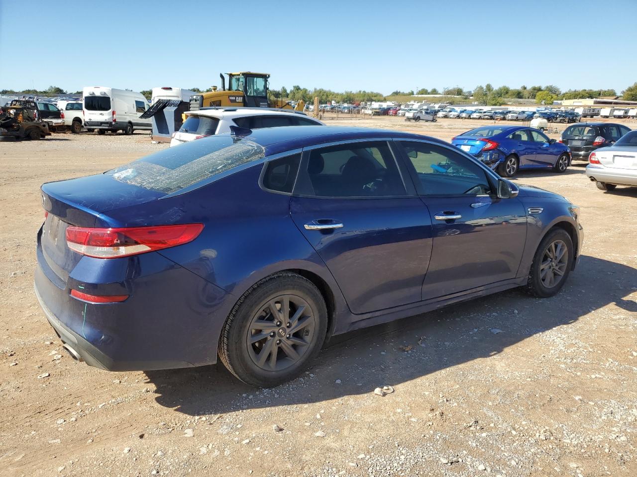 Изображение 3 2020 KIA OPTIMA LX 2020 с VIN 5XXGT4L33LG391991