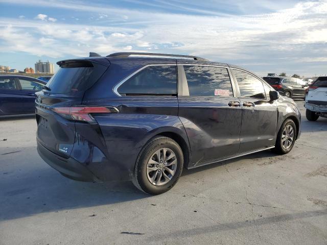 Image 3 of 2021 TOYOTA SIENNA LE 2021 with VIN 5TDKRKEC0MS032057
