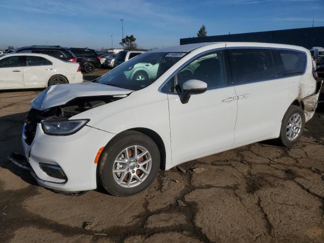 Image 1 of 2023 CHRYSLER PACIFICA TOURING L 2023 with VIN 2C4RC1BG1PR552881