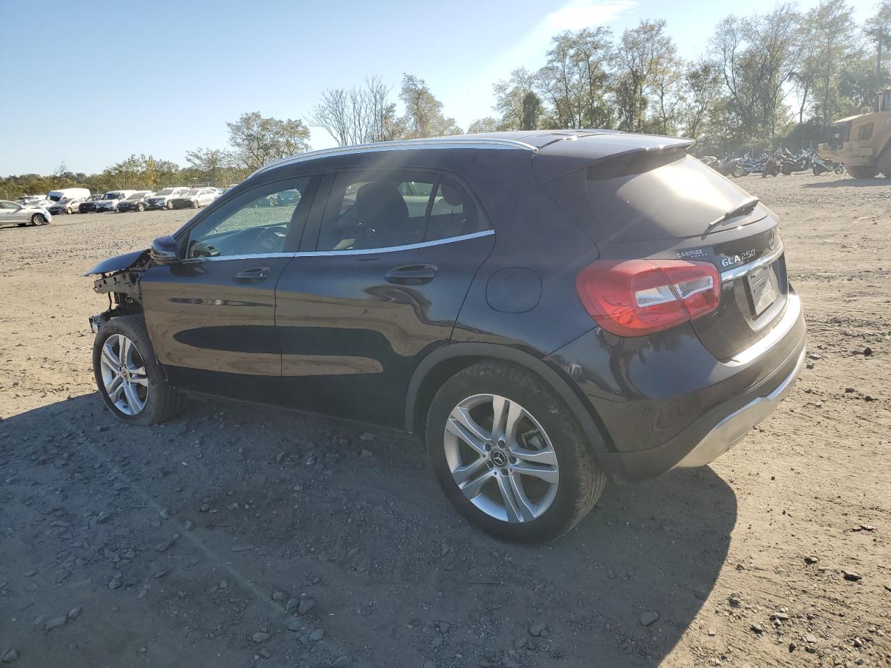 Obraz 2 z 2018 MERCEDES-BENZ GLA 250 4MATIC 2018 z VIN WDCTG4GBXJJ452633